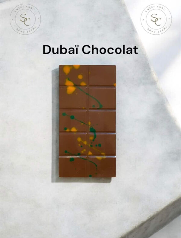 Dubai Chocolat fait maison, chocolat artisanal idéal pour accompagner un bouquet de fleurs
